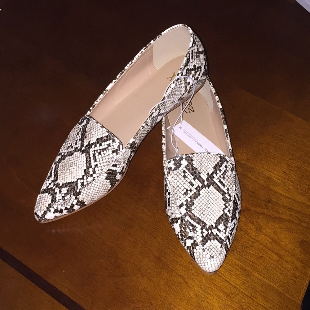 New!! NY&C Snake Print Loafers!!